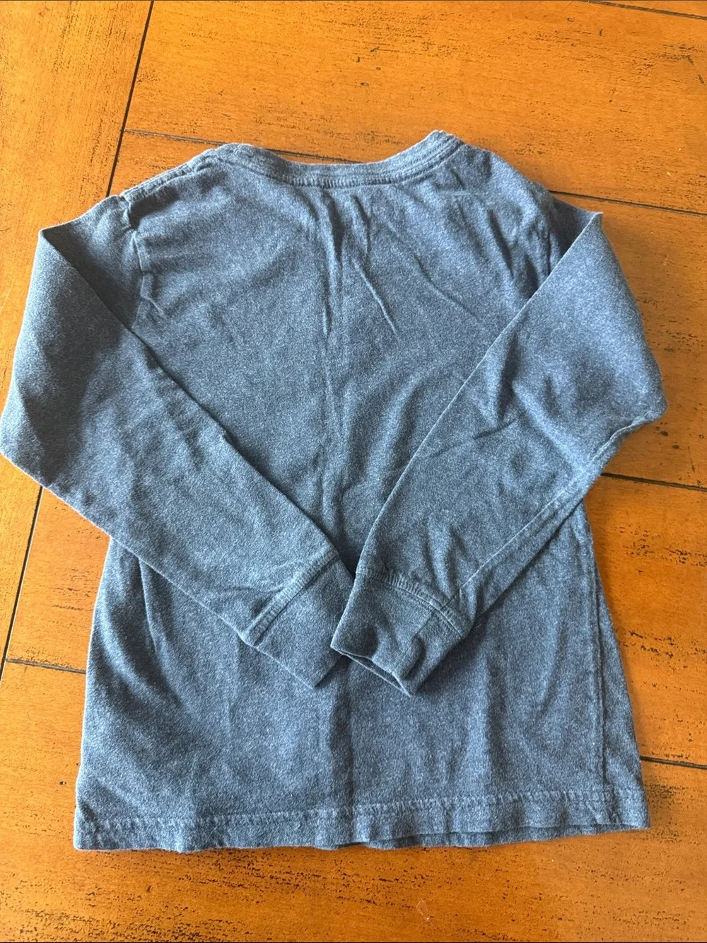Three Ralph Lauren Long-Sleeve Crewneck Tee in Heather Blue, Red and Green-7